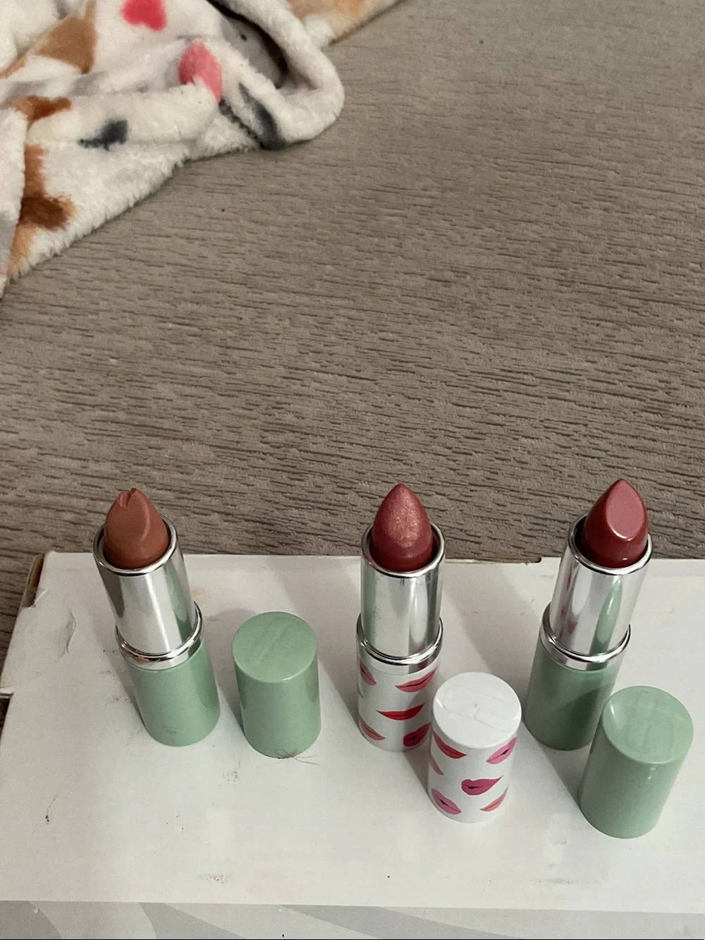 Clinique Trio Lipstick Set — Brown, Shimmer Rose, Dusty Pink